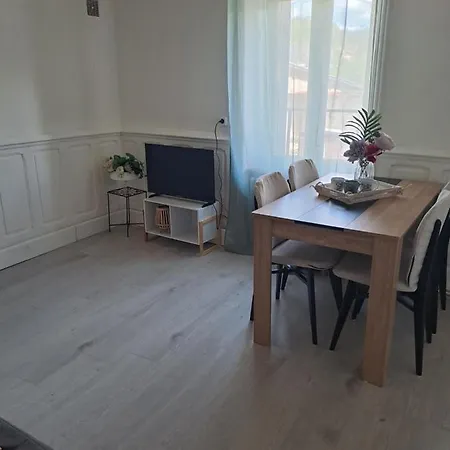 Lägenhet A Mammulejiu Thiers