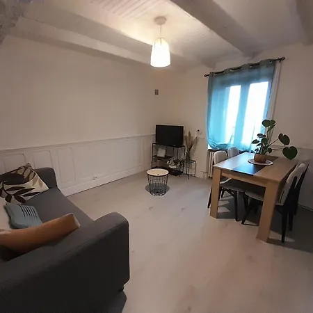 A Mammulejiu Lägenhet Thiers